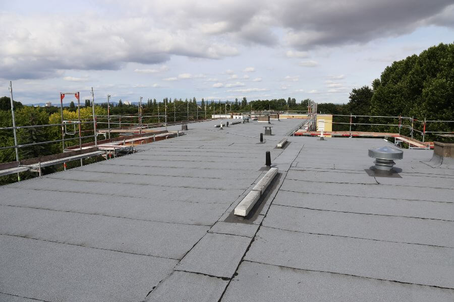 signs your flat roof need replacement
