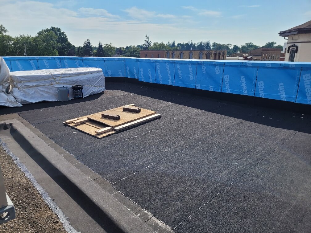 emergency repair services for commercial flat roofs