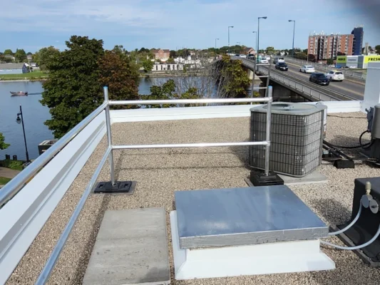 tapered insulation installation for drainage