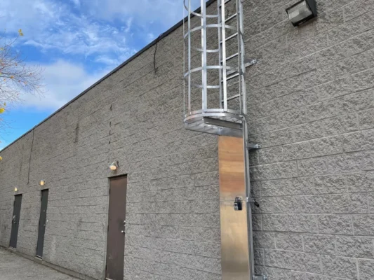 installing a safety ladder with a lock mechanism