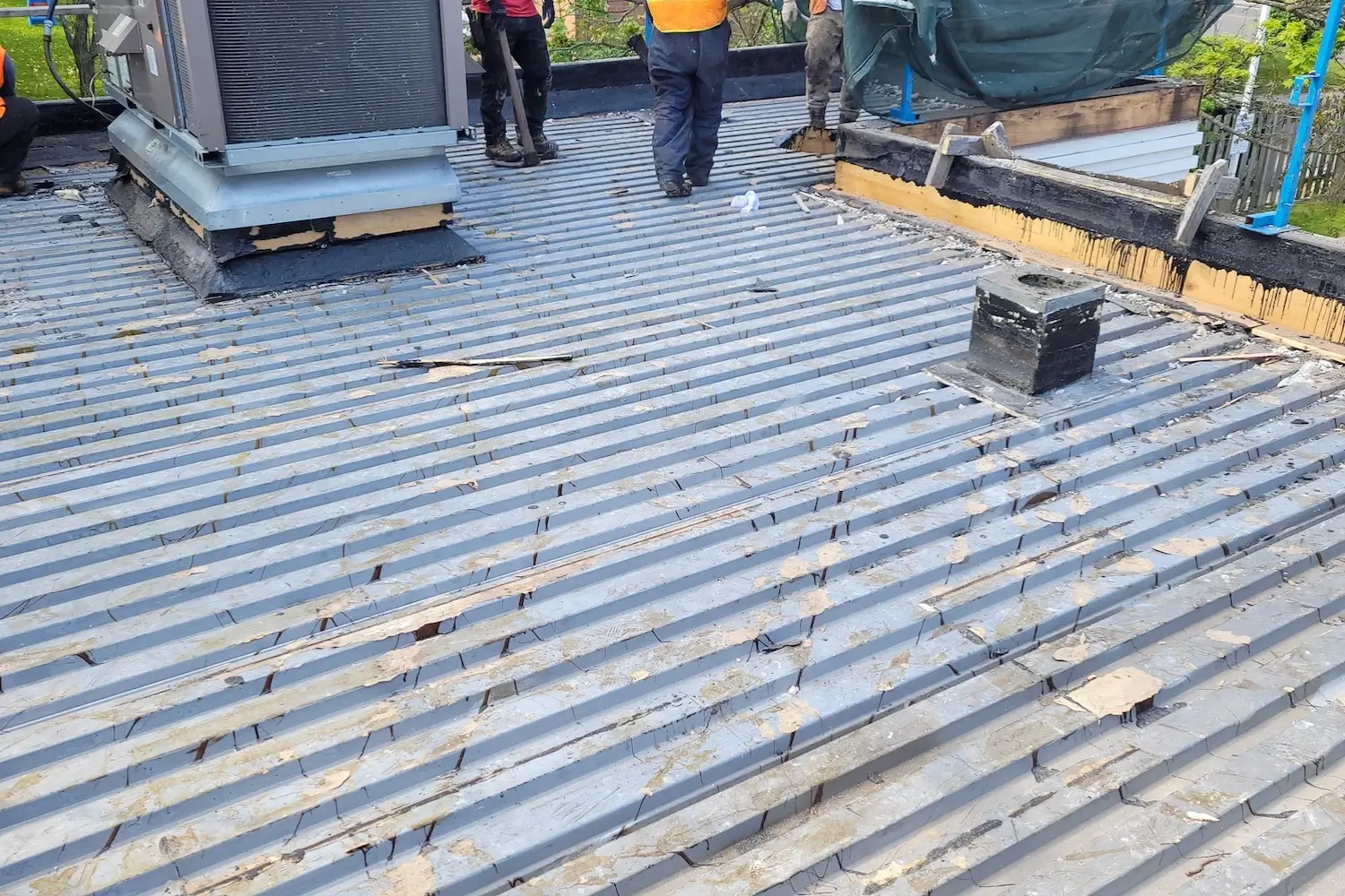 pros cons of flat roof replacement