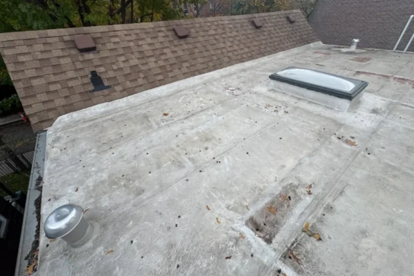 damaged roof needing replacement with tpo