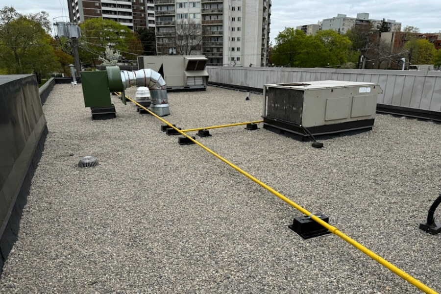 how tapered insulation on flat roofs work